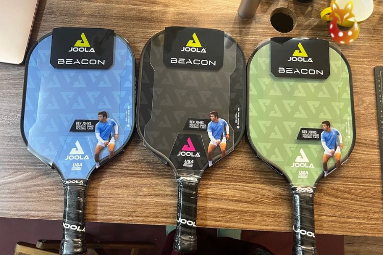 trọng lượng vợt pickleball nặng